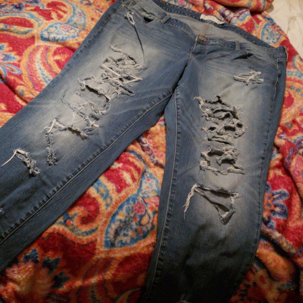 Torrid Plus Size Heavy destructed skinny jeans